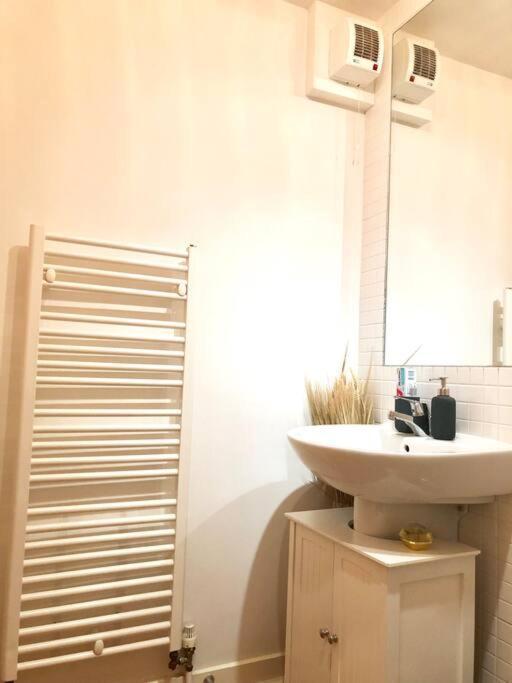 Modern Spacious Retreat Full Fibre Wi-Fi & Free Parking Edynburg Zewnętrze zdjęcie