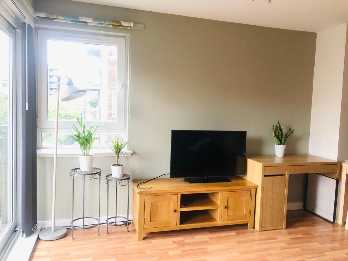Modern Spacious Retreat Full Fibre Wi-Fi & Free Parking Edynburg Zewnętrze zdjęcie