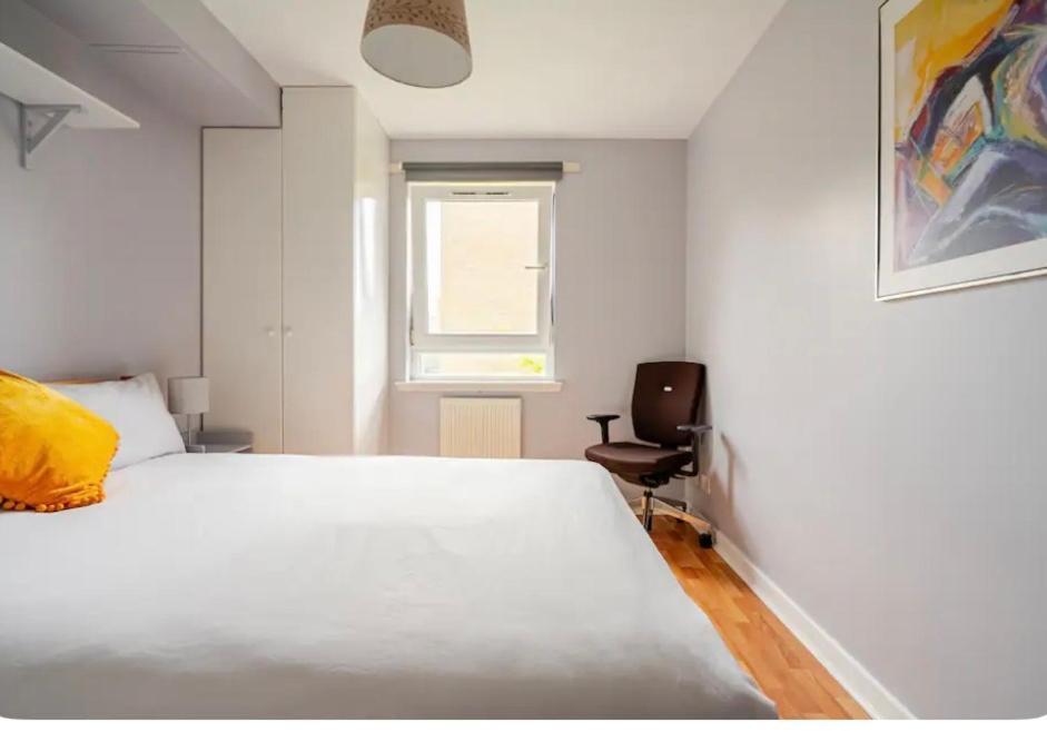 Modern Spacious Retreat Full Fibre Wi-Fi & Free Parking Edynburg Zewnętrze zdjęcie
